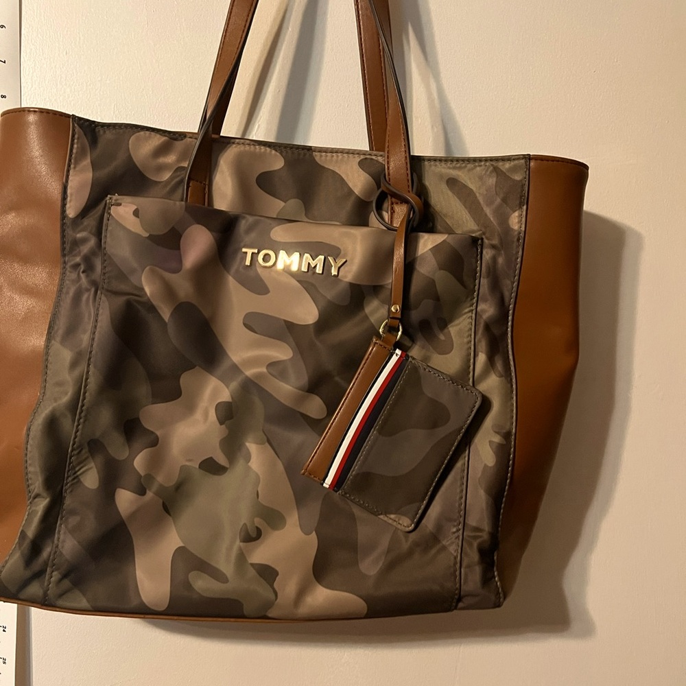 Tommy Hilfiger large Tote